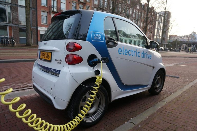 Ekologiczne samochody z napędem elektrycznym